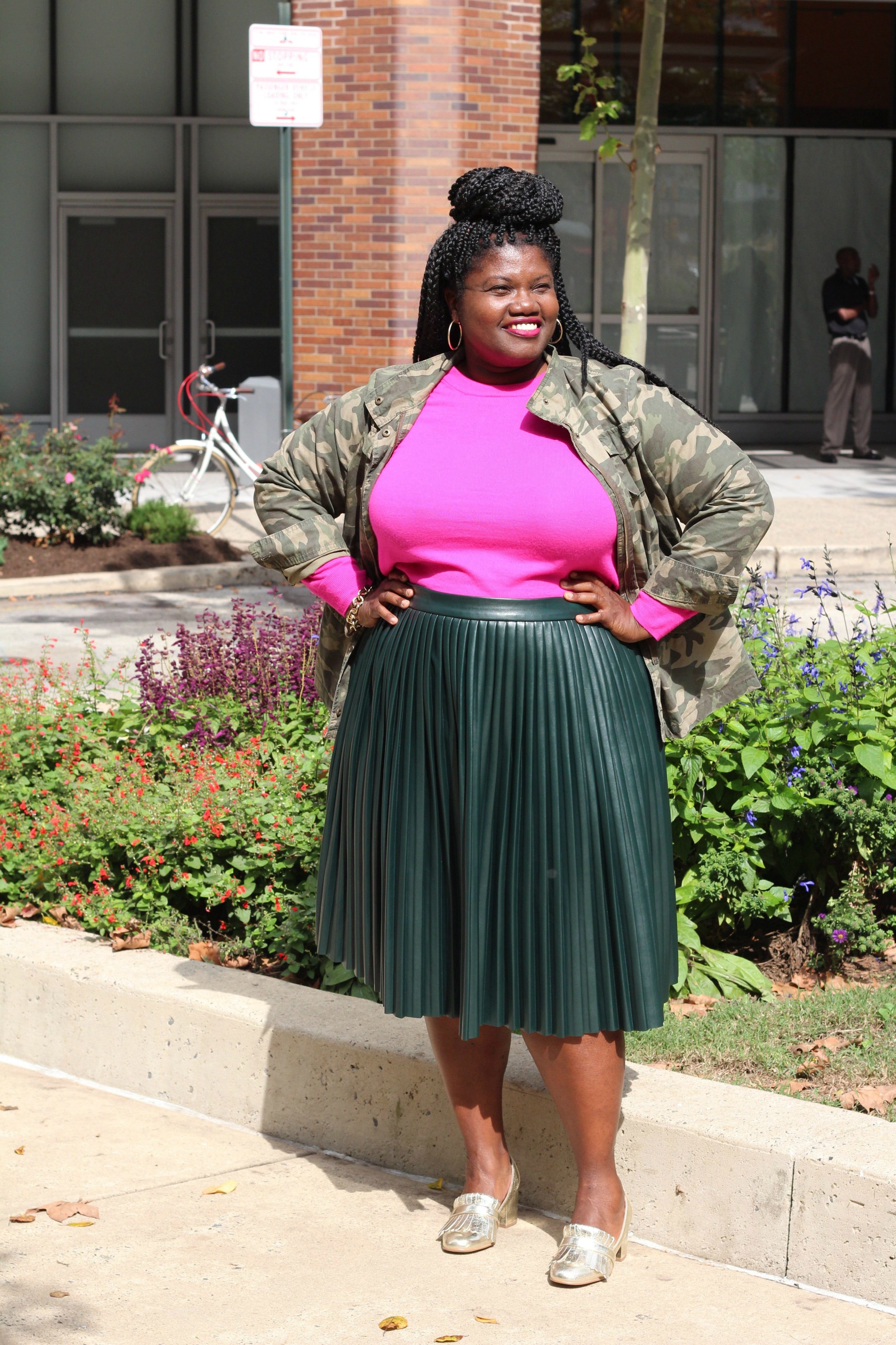 Fall Essentials: Faux Leather Skirt Grown and Curvy Woman